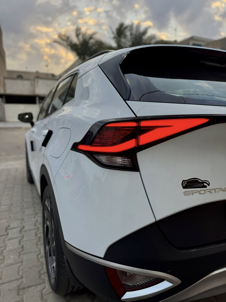 ✅كيا سبورتج خليجي 2024 فول مواصفات
✅مكفول كفاله عامة 
✅رقم أربيل تحويل مباشر 
✅مكان سيارة بغداد صليخ 
✅عداد 25 الف 
• تشغيل بصمة  + انارة ترحيب 
• شاشة كبيرة + عدادات ديجتال
•     اجزاء  الدشبول اسود لامع ✨
• كاميرا + حساسات
•  مثبت سرعة ذكي
•     نقطة عمياء
• مقاعد جلد كهرباء (تدفئة وتبريد)
• فتحة سقف بانوراما
• صندوك كهرباء
• شاحن لاسلكي
• تكييف دبل أوتوماتيك
•     لايت زنون +بكلايت لد 
• وضعيات قيادة متعددة
•     هند بريك بصمة +أوتو هولد 
•     سعر السيارة 237$ وبيها مجال قليل 
***********
