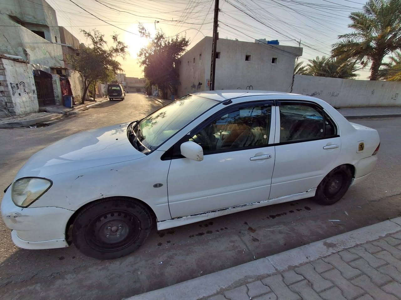 لانسر 
2009
رقم بغداد 
السياره بسمي تحويل ثاني يوم 
السعر ٦٧ 
وبيها مجال للطيبين 
***********
