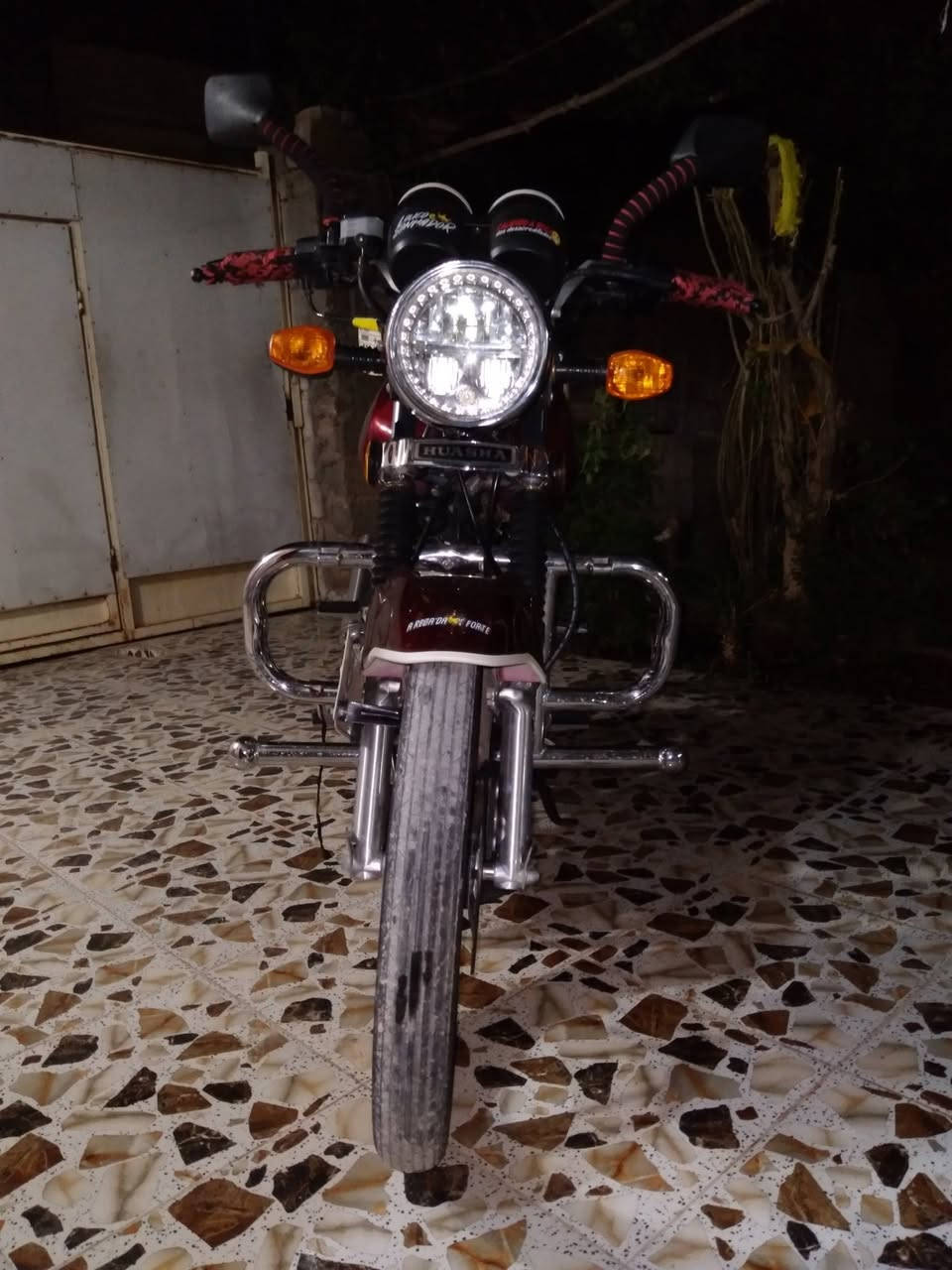 السلام عليكم هايوشه للبيع موديل ٢٤ مكفوله عده شخطات بالتانكي وياه بصمات ورقه وحد فقط    محرك مكفول نشاط فول سعر ماوصل شي ادمن وافق


**إذا كنت صاحب هذا الإعلان وتريد حذفه لأي سبب، رجاءا أرسل رسالة إلى الدعم الفني**