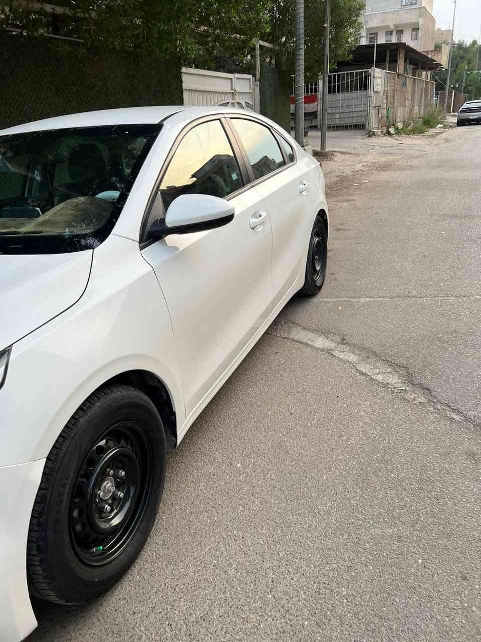 فورتي وأرد امريكي موديل 2020. محركها 2000 دوش  وكير اي اتي.  صور حادثها  بل منشور. السعر 135. العنوان زيونه ***********
