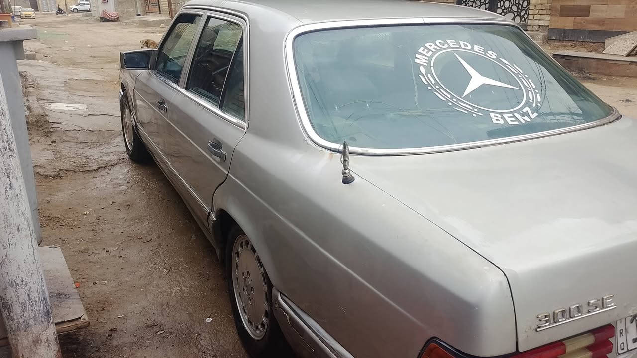 مرسيدس 300موديل85. رقم بغداد انكليزي مميز اربع ارقام محرك 2500 بي تبخير تخم تاير السعر 28 الإتصال ***********
