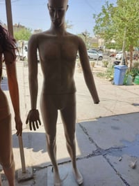 لعبتين رجالي • ناقص راس • ناقص يدين