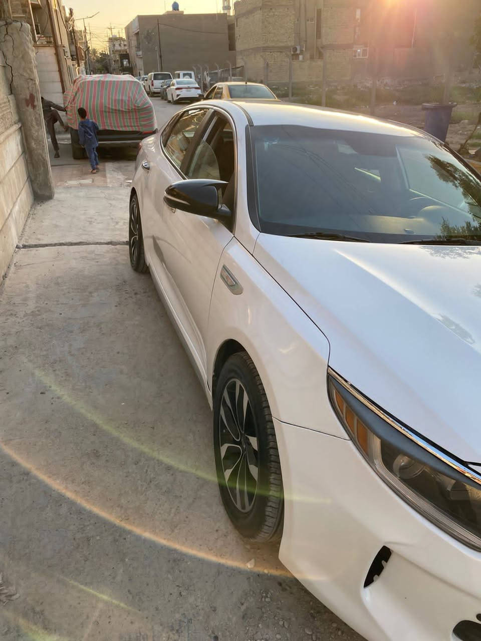 اوبتما 2017 هايبرد 
حادثة كلش حلو جامرلغ الصدر مبدل وحافة البنيد مصلحة 
((بدون دواخل ))
ماشية81 ميل 
المواصفات 
بصمة 
اشاير بلمري 
نظام ترحيب 
شاشة اعطال 
لايت خلفي لد 
لايتات اماميه زنون 
تبريد بيانو منفصل 
تحكم ستيرن جهتين

عنوان بغداد حي تونس او الاعظمية 
***********
