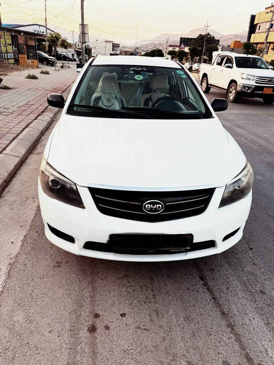 بی وای دی F3 مودێل 2015 فوول مواسفات بەس سلایت نیە وە گێر عادیە (گێر و مەکینە و کارەبایت و تەقە و ڕەقە و تەبرید و تحویل و غرامە و دار و بەردی بەشەرت بێ سبوغ بەڵام تەزرەکی هەیە ڕەقەمی نوییە سەنەوی نوێیە تاکوو 2030 

تێبینی// سعری(50 وەرقە و معامەلەیەکی کەم وە سەوداش دەکەین لەسەر دڵ گرتن)

***********

*********** أربيل, العراق
