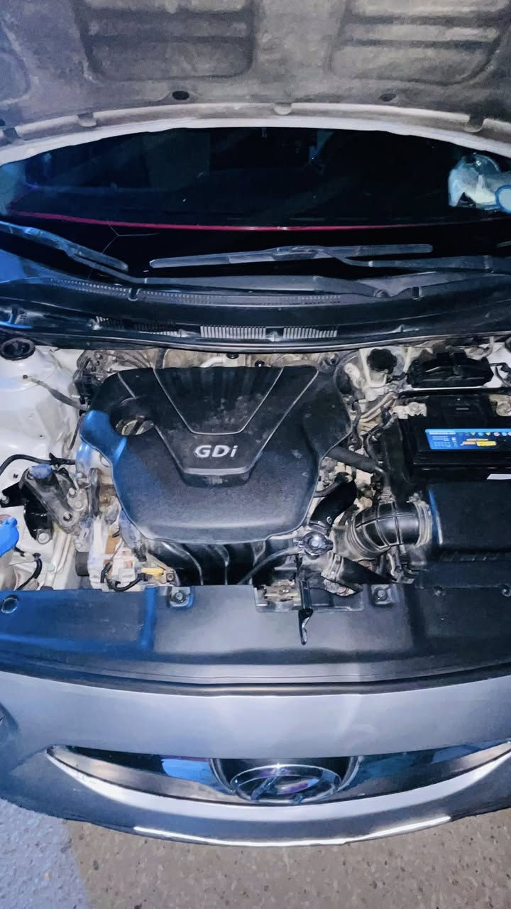 السلام عليكم اكسنت مضلع هاج باك موديل 2012 وارد أمريكي مكينة 1600 مواصفات نص فول تدفئة تبريد تخم تاير جديد كاعية جلد شاشة تاب  رقم بغداد إنكليزي وبسمي تحويل ثاني يوم رقم الهاتف *********** شراي يتصل مكلف بالنشر
