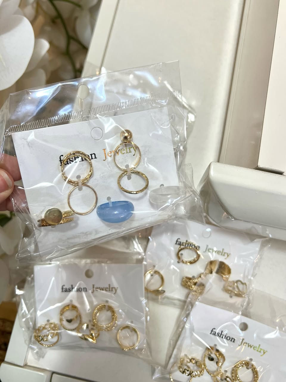 تكرار 
سيت محابس بسعر اربع الاف


**إذا كنت صاحب هذا الإعلان وتريد حذفه لأي سبب، رجاءا أرسل رسالة إلى الدعم الفني**