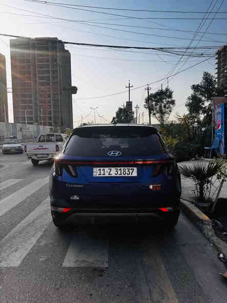 توكسان مديل 23 
مواصفات 
1 بنراما 
2 بصمه 
3 تشغيل عن بعد 
4 كشن جلد
5كراسي كهرباء 
6تحريك سياره على ريمونت 
7تدفئه وتبريد بل كشنات 
8رادرات بل مري 
9مكينه 2500
10 قياده3 انواع سبورت + نورمان + ايكو 
11صندوك ذكي 
بعد بيها هواي مواصفات 
حادث باب خلفي مبدل + جاملغ إصبع 
مكاني بغداد الحريه 
سعر 225 وبيها مجال قليل 
رقمي *********** Colombo
