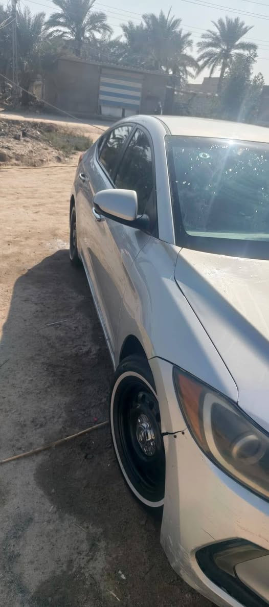 السلام عليكم سياره انتره موديل 2018 أمريكي ضربته مدكر وبنيد مكينه 2000 دوش 
تحكمات ستير 3انضمه قياده حساسات  جانبيه كامره خلفيه شاشه لمس مكاني ناصريه سوق الشيوخ هاتف ***********
