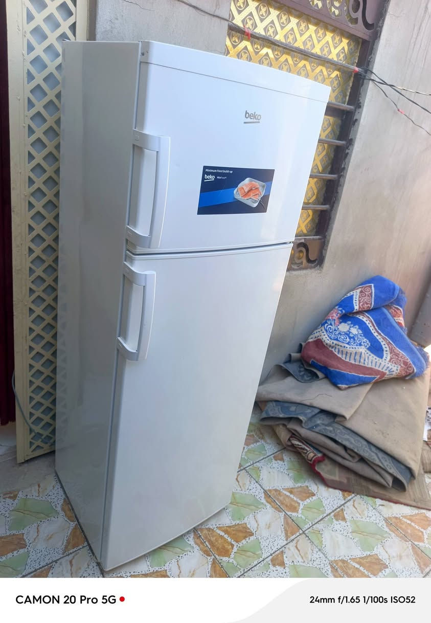 ثلاجه طول 165 يطلع جديده ثلاجه عل شرط ستعمال شهر فقط سعره 250بيه مجال لشراي مكان نجف شارع مطار جديد


**إذا كنت صاحب هذا الإعلان وتريد حذفه لأي سبب، رجاءا أرسل رسالة إلى الدعم الفني**