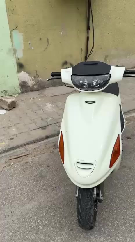 السلام عليكم دراجه فراشه فحل نظيفه كل شيء بيها شغال دراجه نظيفه بشكل سعر 550 وبيها مجال مكاني نجف شراي يتصل***********
