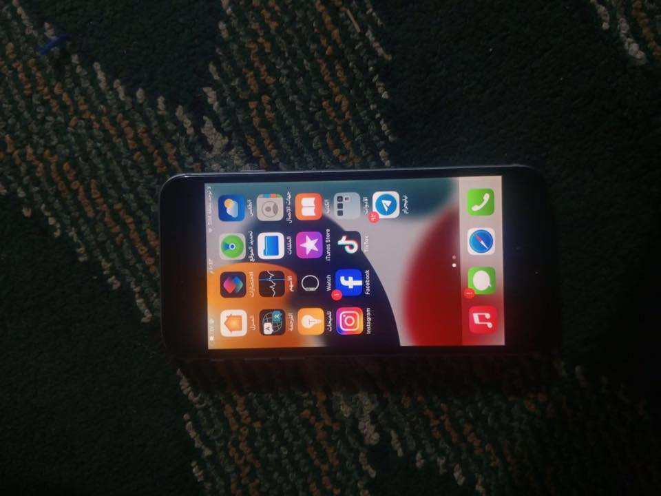 سلام عليكم ورحمة الله وبركاته ايفون six للبيع شغال كامل مكمل ونضيف جدا مكاني المسيب سدة الهنديه ***********❤️💕
