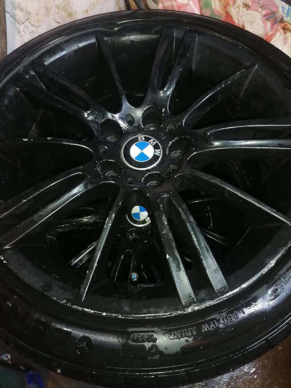 السلام عليكم شباب
عندي تخم ويل كب موديل 2013 M (BMW M3 GTS )
رياضي تو سايز حجم 18 بلاد مع تايرات دنلوب نظيف مع كبات يحتاج صبغ فقط واحد بيه فطر ومصلح درجة أولى
تجي يمي تفحصهن و تشدهن عندي محل بنجر
سعرهن 450 وبيهن مجال
مكاني البصره صناعيه 5 ميل
*********** محمد
