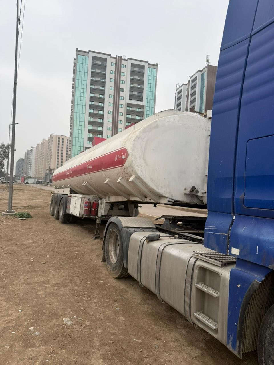 مان 2004 صهريج كير اوتو محرك 480 انجكتر خير من الله لا تبخير ولا تنقيص تخم تاير جديد  تبريد تدفئة ثلاجه سياره نضيفه 
للاتصال ***********
