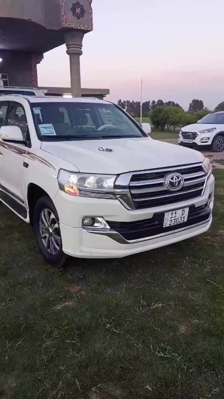 السلام عليكم
لاندكروزر موديل 8محدث 21
سياره هزه ورقم جديد بسمي شخصيآ
سياره فول مواصفات 
فتحه سقف كهربائيه 
بصمه ابواب وبصمة تشغيل 
اشاره ترحيب بدوسه
نضام ايكوو
تحكم ستيرن جهتين 
4فور ويل 
محرك v6مبدل طابوكه جديد
تخم تاير جديد 
بريك +فلنجات+دسكات كلهن جديد
سياره صبغ عام بدون دواخل وتكم ولغود وشواصي كلهن سليمات
السعر ٢٤٥وبيه مجال
مكان السياره بغداد التاجي 
اتصال ***********
