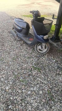 دراجة كهربائية • وصف ناقص