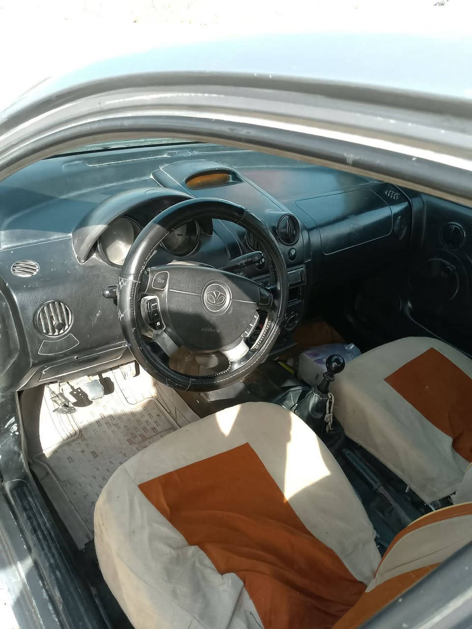 السلام عليكم 
افيو موديل 2006كير عادي محرك مفتوح السعر35 
العنوان بابل الشوملي ***********
