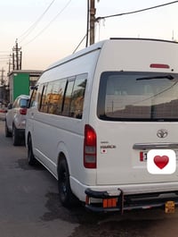 هايسه مديل 2009سياره حلوه بيها صفحه طويله صبغ بدون ضربه ولا معجون مكين...