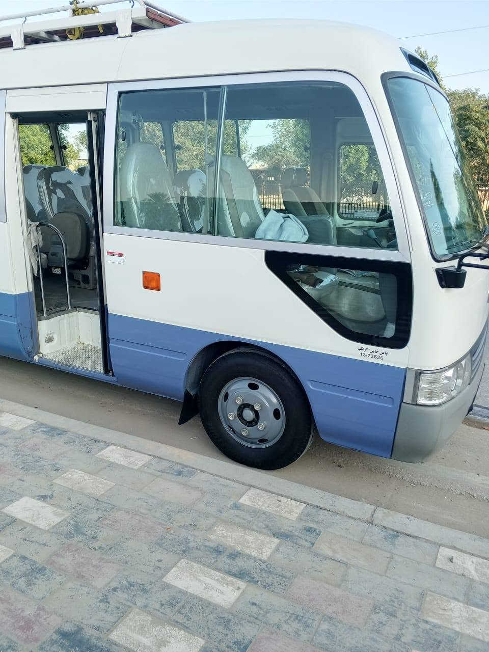 السلام عليكم كوستر ٢٠١٥ سيارة جاهزة تخم تاير برجستون محرك كير حدادية كفالة اكسل ونة قليلة بي بيها بجم و ذيل الباتري تبخير كويت فقط خط وبحث جديد بأسمنا سيارة ب ٣٣٥ بيها منظومة غاز تبريد جديد اخوان مكلف بالنشر الشراي يتصل عل رقم *********** أبو علي داخل سيارة جديد كشن قلاب محور
