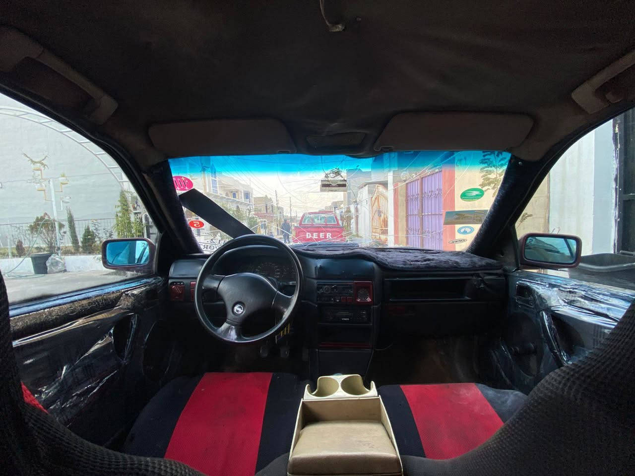 ڤیکترا مودیل 1991سیارە سنەوی بانکانی مووریری بوکراوە بەشرت  مەکینە 16دە دەژە بەنزین مەکینە دووینی بۆی بەستراوە ئەوروبی بەشرت گیری عادیە گیری بەشرت تەقو رەقی بەشرت لیدانی نیە بیشۆ بشتی کەبسە لایتو ئیشارەتو بەگلایت هەمووی جایزە فەلجی گەرمی هەموی جایزە ماڵی دووستە 
سعر 12 گورینەوە بەهەمووشتێ دەکم 
ڕقم *********** أربيل, العراق
