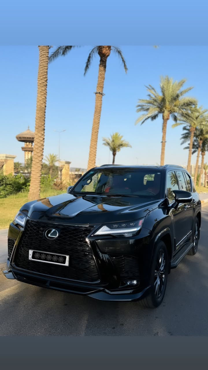 ‏      Lexus F Sport 600 2025 
لكزز اف سبورت F1 اصل بريم اصل زيرو 
ماشيه 5 فقط رقم بغداد كفاله عامه بيها 
سونار ومواصفاتها فول بيع او مراوس ⭐️

مواصفات 1/1 
بصمه 
جكات 
بيبان شفط 
سماعات 25 
شاشات 3 
كامرات 5 
جنطه شفط + بالرجل 
سلايد مقاعد جلد 
تدفئه تبريد كشنات 
رادار حساسات توقف  
شاحن لاسلكي 
مري شفط وقلاب 
بردات خلفيه 
تحكمات ستيرن 
الى اخر معروف ل F1 
---------------------------------------
سياره جديده جدا غراضها وعدتها بعدها ممفتوحه 
كفاله عامه وبيها سونار الشراي الجناي فقط يتصل 
الهاتف : ***********
