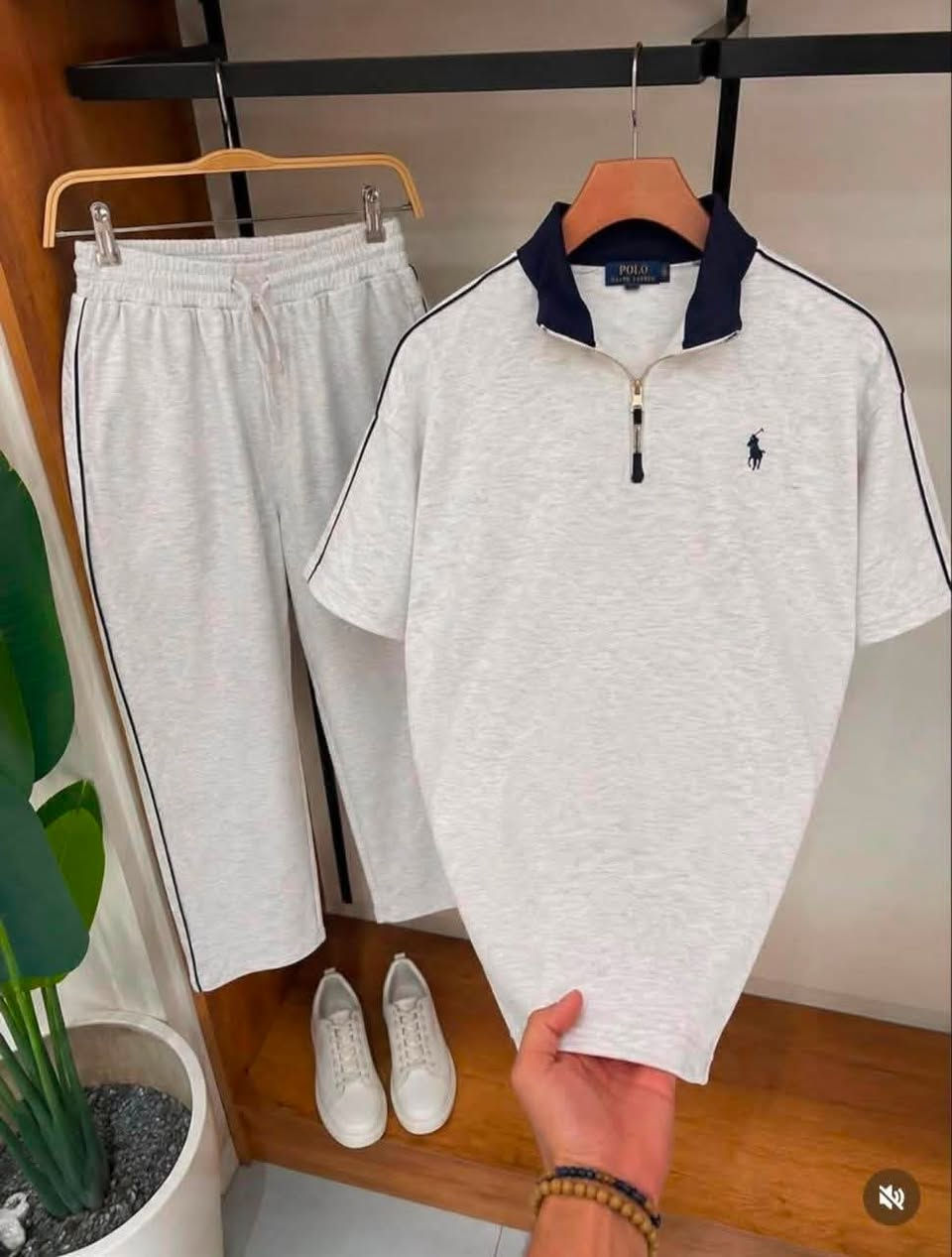 سوت بولو 🇨🇳 خامة اصلية 💯
قياسات  M - L - XL - 2XL 
الشد 24 قطعة 6 الوان ب540 الف

السعر القطعة 22,5 الف


**إذا كنت صاحب هذا الإعلان وتريد حذفه لأي سبب، رجاءا أرسل رسالة إلى الدعم الفني**