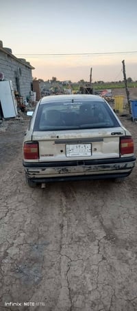 اوبل فيكترا • ١٩٩٢ • رقم بغداد