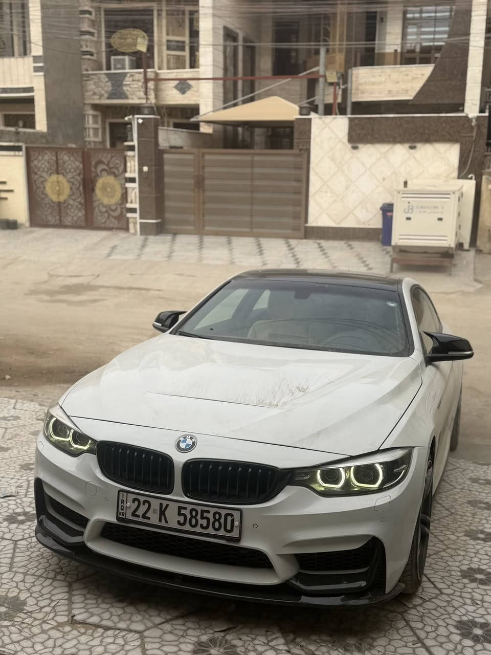 الجميله والجديده كلشش bmw 430i 2019 فولل 1/1 للاخير رقم اربيل 
مواصفات / فول للاخير 

خزن ميموري 

كشنات جلد 

دخول ذكي 

سياره افول شي بفئتها 

عليها اضافات هوايه 

كت M4 دعاميات اماميه خلفيه + بنيد ام فور البلادي موجود 

دركه كاربون فايبر m4 

ويل m4 

دفيوزر وحلوك صالنصه m4 سياره صفر مسج بدون نقص وجديده بمعنى الكلمه ماشيه 65 الف 

حادثها / باب سايق مبدل لون + جاملغ خلفي نصه صبغ فقط 

سعر / 218 وبيها مجال بسيط كلشش سياره ماكو اختها وخير من الله 

مكاني حي البنوك شارع الكنيسه ***********
