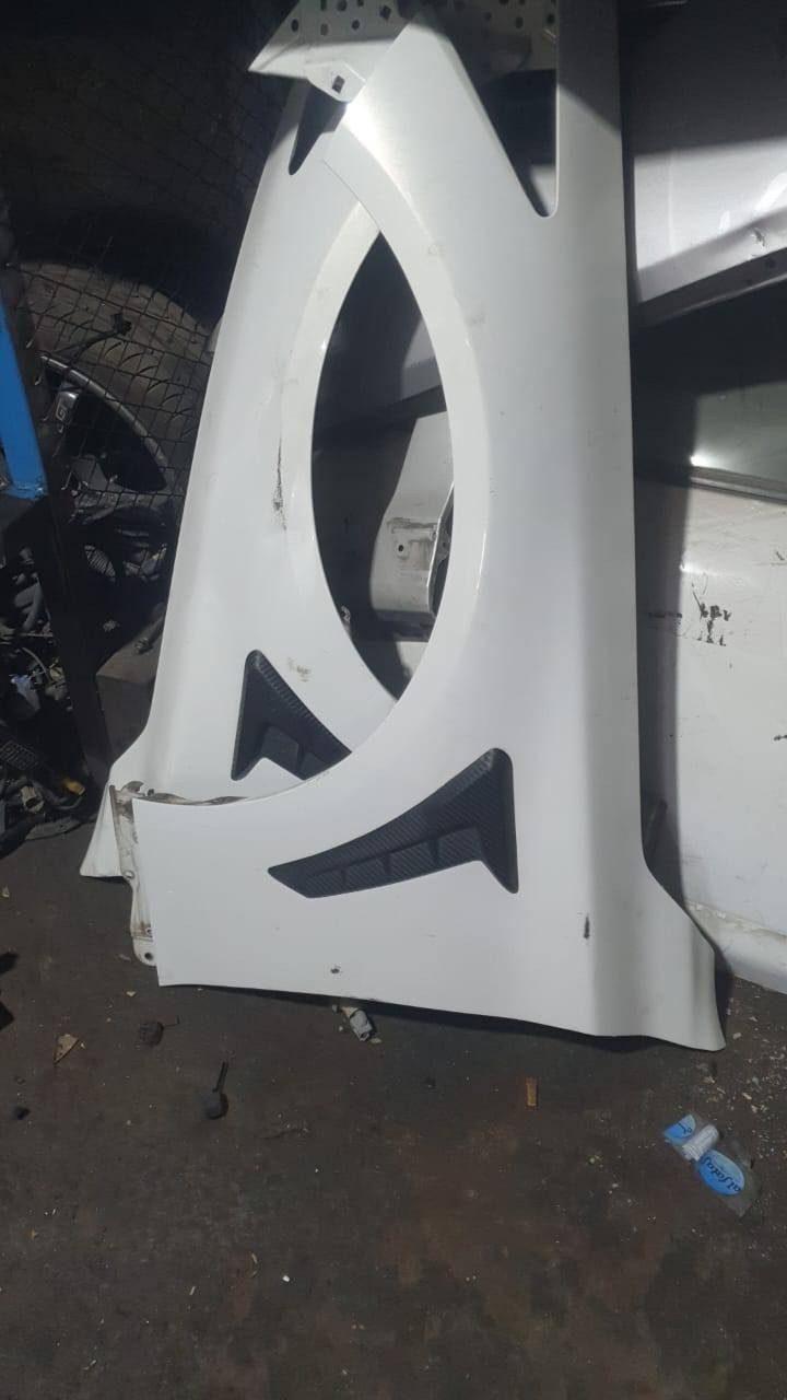 سلام عليكم حبايب گلبي 

توفر كت كامل مال انفنتي Q50 

مزود من شركه يابانيه اسمها: IMPUL🎌🇯🇵

متكون من دعاميه امامي+دعاميه خلفي +ودوس طوال 

ملاحضه: كت كلش حلو ومختلف ومرعب

يوجد شد وفتح وصيانه جميع سيارت انفنتي 

للستفسار ***********

العنوان بغداد طريق معسكر الرشيد مجمع مشن مقابل الابان الاسحقاقي
