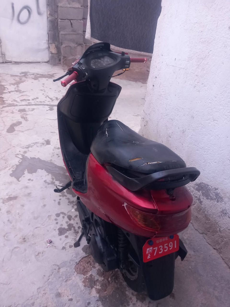 دٍرجّهّ فُرآشُهّ لَلَبًيَعٌ مًکْيَنِهّ مًفُتٌوٌحًهّ کْهّربًآيَآتٌ شُغُآلَهّ سِلَفُ هِّدٍمًکْآنِ بًزٍبًيَر ***********؟آلَسِعٌر ٥٥٠ وٌبًيَهّ مًجّآلَ
