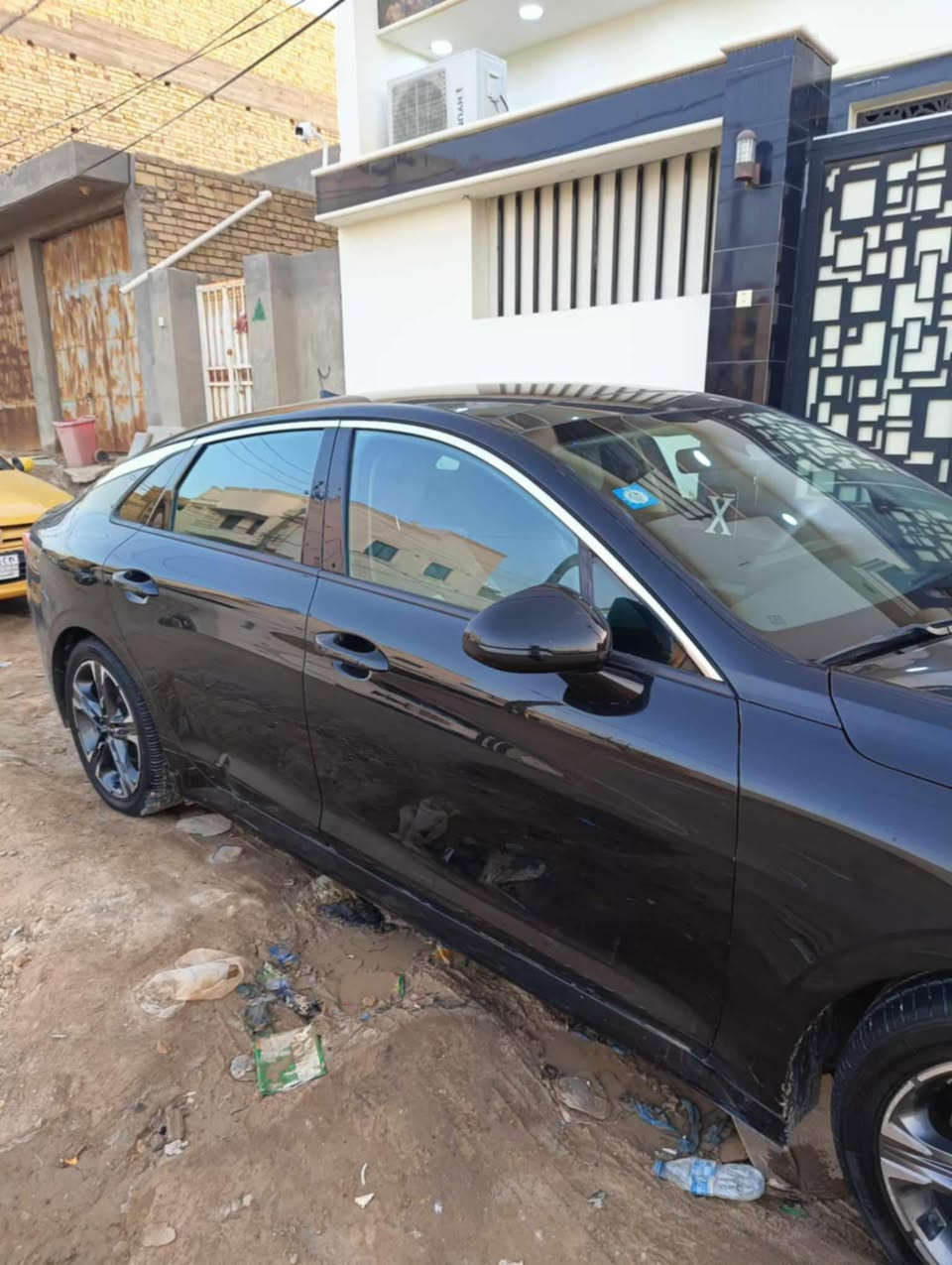 السلام عليكم
K5 2021 Ex اعلى فئه فول موصفات 

سياره جداً نظيفه وحلوه كلش معتنين بيهه 

140 $ وبيه مجال بسيط


**إذا كنت صاحب هذا الإعلان وتريد حذفه لأي سبب، رجاءا أرسل رسالة إلى الدعم الفني**