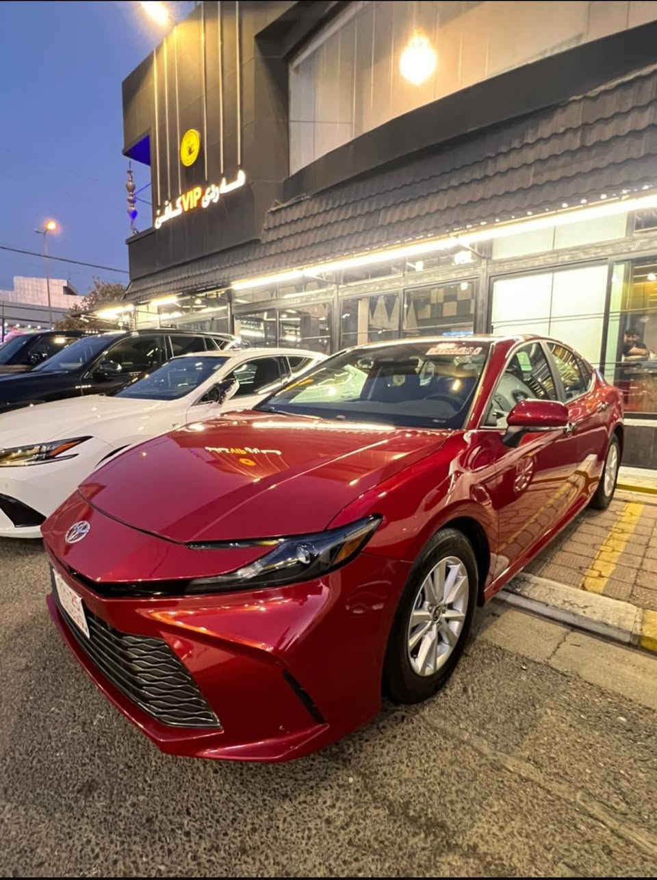سعر🔥
السلام عليكم
toyota camry 2025 Le 
هايبرد و بنزين
السعر :202ورقة ومجال  
عداد المسافة :11الف ميل زيرو  
ملاحظة السيارة : فقط  بوند صبغ بدون دواخل
ارباك استيرن و دكمة طاك راجع سستم
سيارة رقم اربيل جاهز بدون مصرف
تحويل و غرامة شرط 

المواصفات : 
‏‎بصمة ابواب 
‏‎بصمة تشغيل 
‏‎شاشة   
‏‎كاميرة
هاند بريك بصمة
اوتو هولد (𝐀𝐮𝐭𝐨 𝐇𝐨𝐥𝐝)  
اوتو ستارات (𝐀𝐮𝐭𝐨 𝐒𝐭𝐚𝐫𝐝)
اوتو ستارات (𝐀𝐮𝐭𝐨 𝐒𝐭𝐨𝐩)
رادار امامي (تحديد مسار)
‏‎رادار جانبي (نقاط عمياء)
‏‎رادار خلفي (التحذير من الاصطدام)
‏‎حساسات امامي
‏‎حساسات خلفي 
نظام (𝐄𝐜𝐨)
نظام (𝐍𝐨𝐫𝐦𝐚𝐥) 
نظام (𝐒𝐩𝐨𝐫𝐭)
تحكمات  استيرن 
تبريد لمس
لايتات (𝐋𝐞𝐝) ليد زينون بيلادي
بكلايتات (𝐋𝐞𝐝) ليد بيلادي
ويل كروم 

وبعد هواية مواصفات…

‏‎تفاصيل اكثر الاتصال علی ارقام التاليه  

𝐖𝐡𝐚𝐭𝐬𝐀𝐩𝐩-
***********
