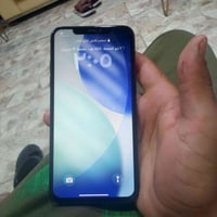 آيفون ١١ برو • نضيف ٩٩% • شاشة وبطارية مبدلة