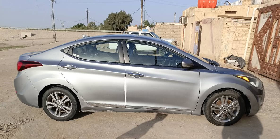 هونداي النترا موديل2016رقم نجف  تحويل ثاني يوم   وارد امريكي ضربتها خارج العراق دعاميه فقط
وداخل العراق مبدل بنيد فقط
والباقي كفاله عامه من الضربه والتبديل والصبغ والفتح كفاله عامه مكينه 2000 دوش شرط ما مفتوحه مكينه وكير6نمر  وتبريد وحداديه وتخم تايرات كله مكفول سياره جاهزه مال جناي بمعنه الكلمه مواصفات تحكم ستيرن شاره بل مرايه شاشه كبيره كامره  ماشيه 200الف حقيقي مكان سياره سماوه سعر مناسب 
رقم  ***********
