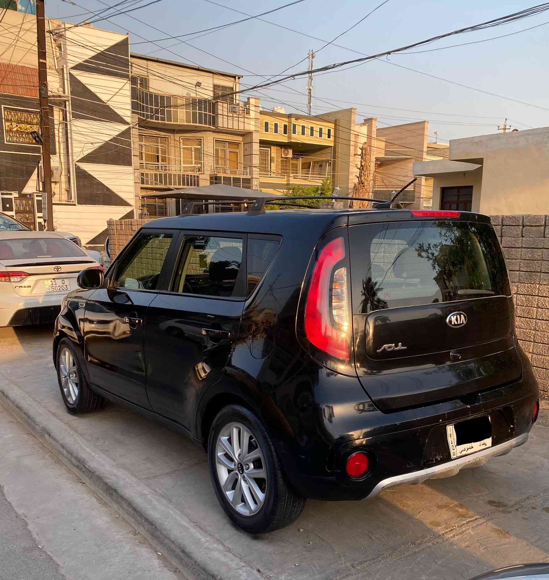 كيا صول ٢٠١٨ محرك ٢٠٠٠ رقم بغداد
وارد امريكي 
حادث جاملغ وبنيد بدون دواخل (لغد شاصي مكفولات) 
محرك ،، كير،، حدادية،،  مكفولات
تبريد ثلج تخم تاير جديد 
السعر 105 ورقه للاتصال ***********
