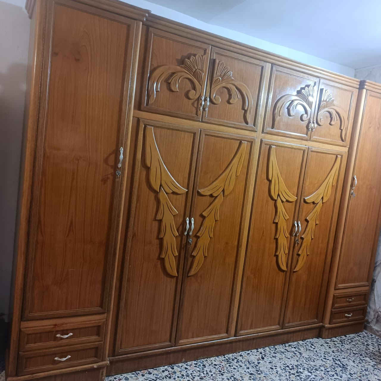 غرفه نوم 7قطع صاج عراقي تفصال حي القاهره كل ضرر مابيه السعر مليون وربع العنوان الحسينيه *********** بيه مجال بسيط  عدي المياحي
