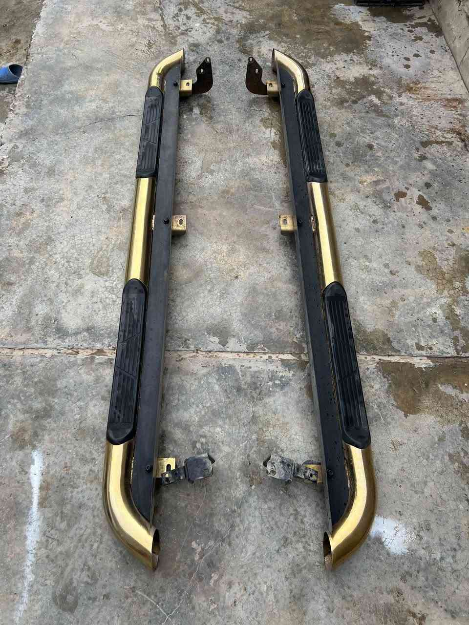 السلام عليكم للبيع سستم تيوتا هايلوكس دوسات +درع امامي اصلي وكاله يرهم 2006 الئ 2015السعر 175وبيهن مجال العنوان سامراء الحويش/***********
