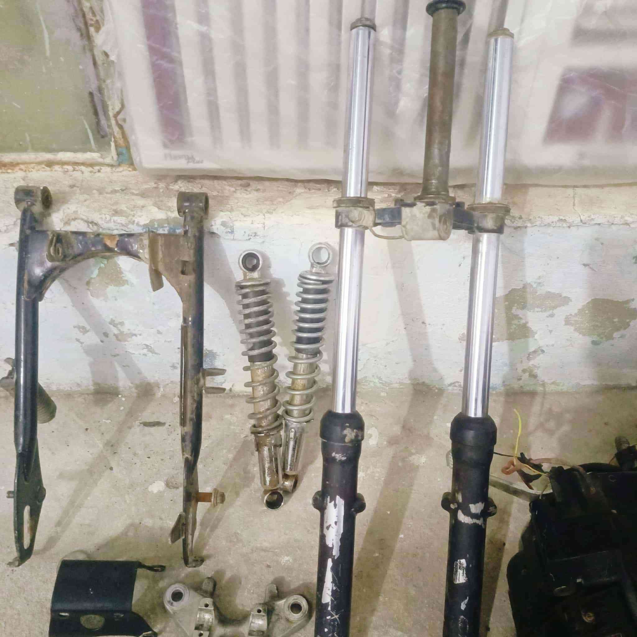 وياهن شاصي كلك شلع اب 80الف مكاني طوريج رقم ***********
