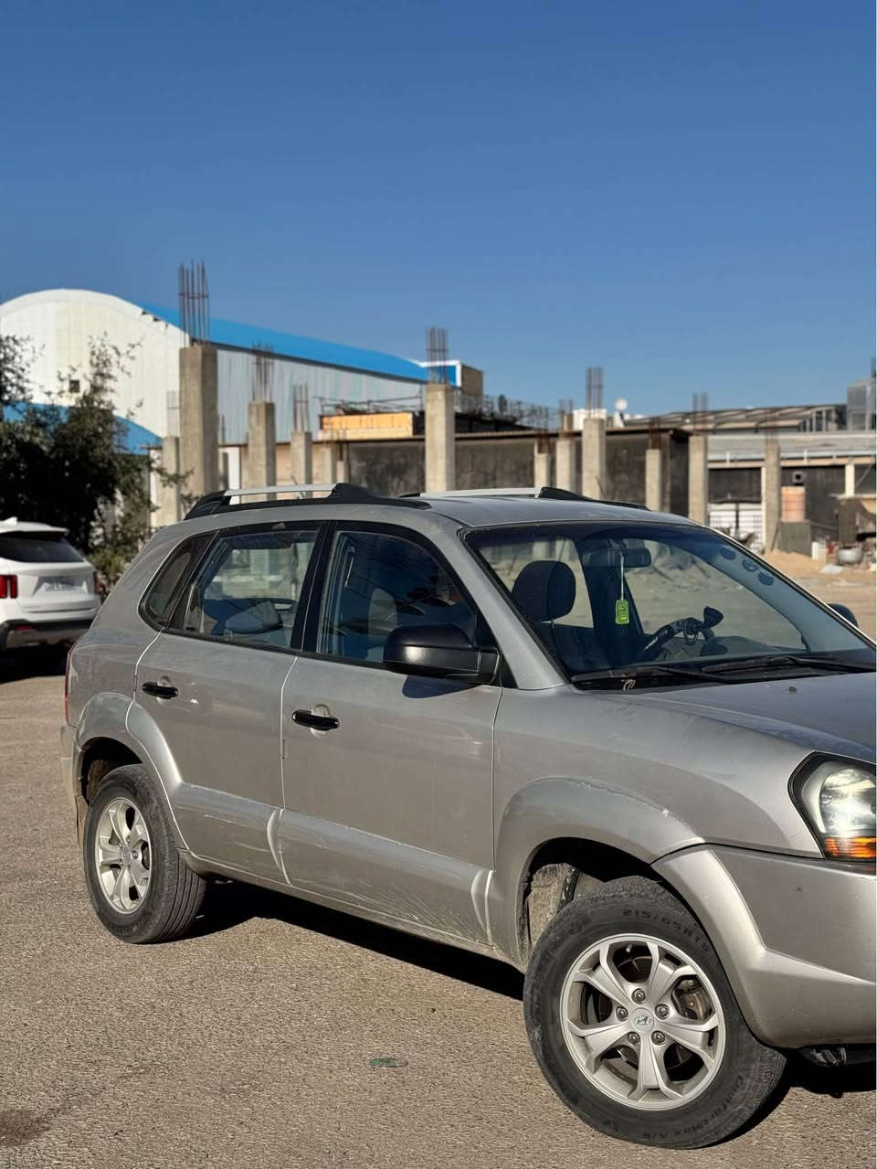 توسان 2009 خليجي — نظيفة جداً

كفالة عامة من التبديل والبارد (باستثناء صبغ بسيط شبر بقبق الجنطة — رش فقط، لا حادث ولا بارد)

✔️ رقم أربيل الجديد باسم كردي (وكالة أو مداور)
✔️ سنوية لحد 2028
✔️ محرك وكير حدادية كفالة
✔️ السيارة بحالة ممتازة وتعتبر جديدة
✔️ الممشى: 190 ألف كم
📍 مكان السيارة: النجف الأشرف

السيارة ما تحتاج شي، جاهزة للاستخدام اليومي
للاستفسار عالخاص أو اتصال �
***********
بيع او مراوس النجف, العراق
