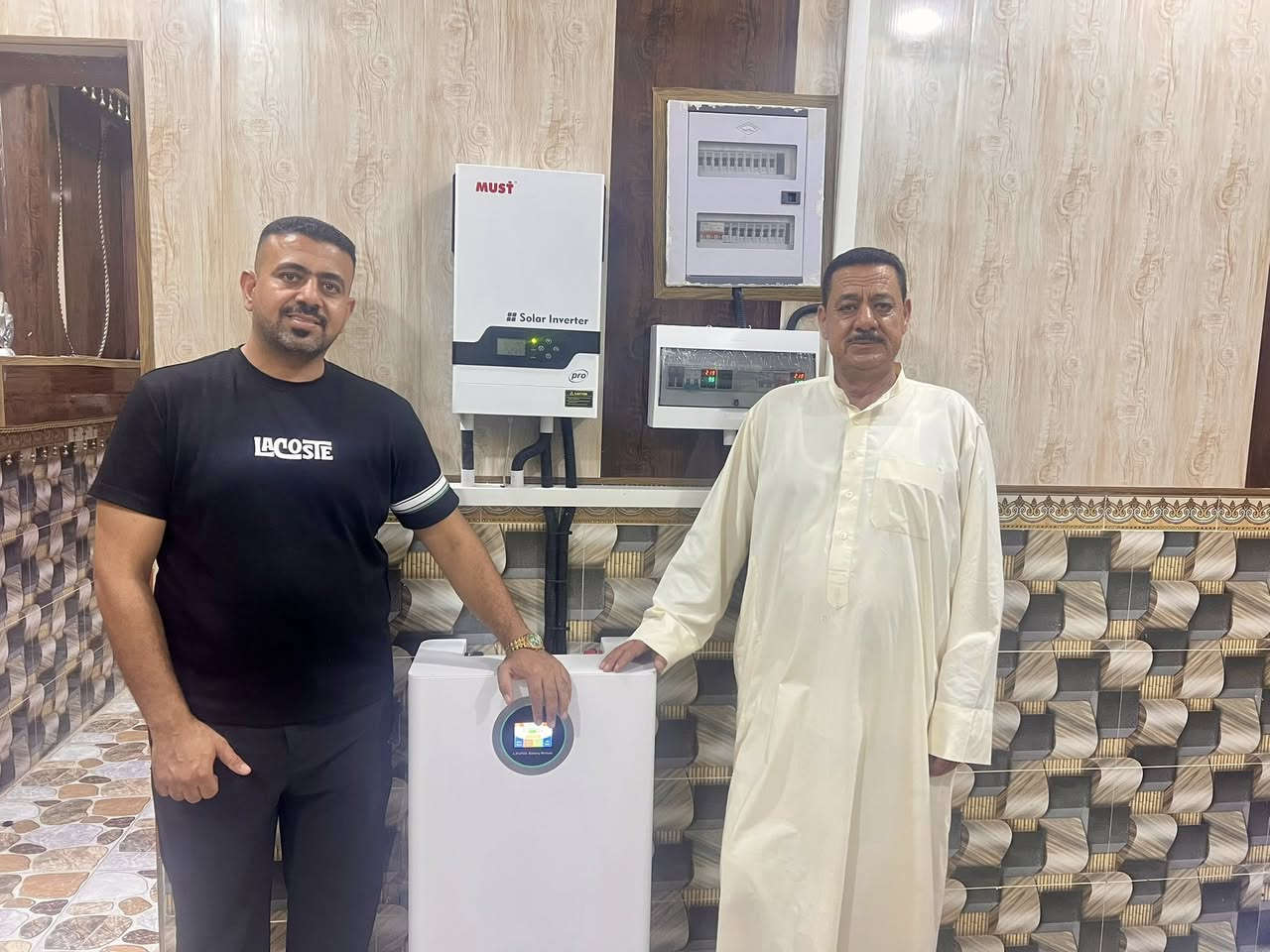 إنجاز جديد لـ "قوة الشمس للطاقة الشمسية .. 

نبارك للأخ ناصرالضاحي البوطعمه انضمامه لعائلة الطاقة المتجددة، حيث تم إنجاز تنصيب منظومة طاقة شمسية متكاملة بمواصفات دقيقة .. 

 سعة المنظومة: 15 أمبير نهاري / 15 أمبير ليلي.
 التجهيزات: 2 متر واير AC عالي الجودة + 22 متر واير DC .. 

نحرص دائماً على تقديم الأفضل لزبائننا الكرام موقعنا فلكة عبدالله الجبارة: مكتب السباهي
📞 للاستفسار والحجز: ***********
قوة الشمس.. طاقة مستدامة، وحياة أفضل
