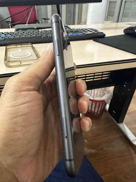 ايفون ١١ عادي
ذاكرة ٦٤
تبديل شاشة فقط
بطارية ٧٥
السعر ١٦٠ الف
***********
العنوان بغداد
