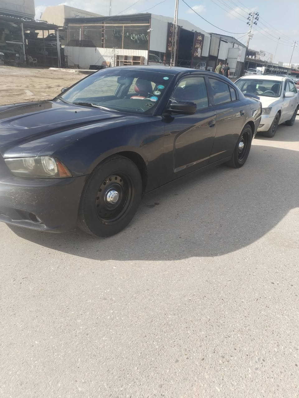 ألسلام عليكم
جارجر موديل 2012  تخم تاير مكينه كفاله  بدون حادث السياره  نضيفه مال جناي(( اتصال  ***********))

((((واتساب ***********)))
