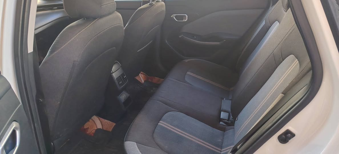 السلام عليكم ورحمة الله وبركاته
كي 3 مكسيكي خليجي ضمان الشركة الدولية

فول مواصفات عد البصمه و الفتحه
موديل ٢٤

محرك ١٦٠٠

ماشيه ١٩

مكفوله السيارة كفاله عامه

حره بغداد تحويل

السعر ١٦٠ بي مجال قليل

العنوان الناصرية مركز

*********** حسن
