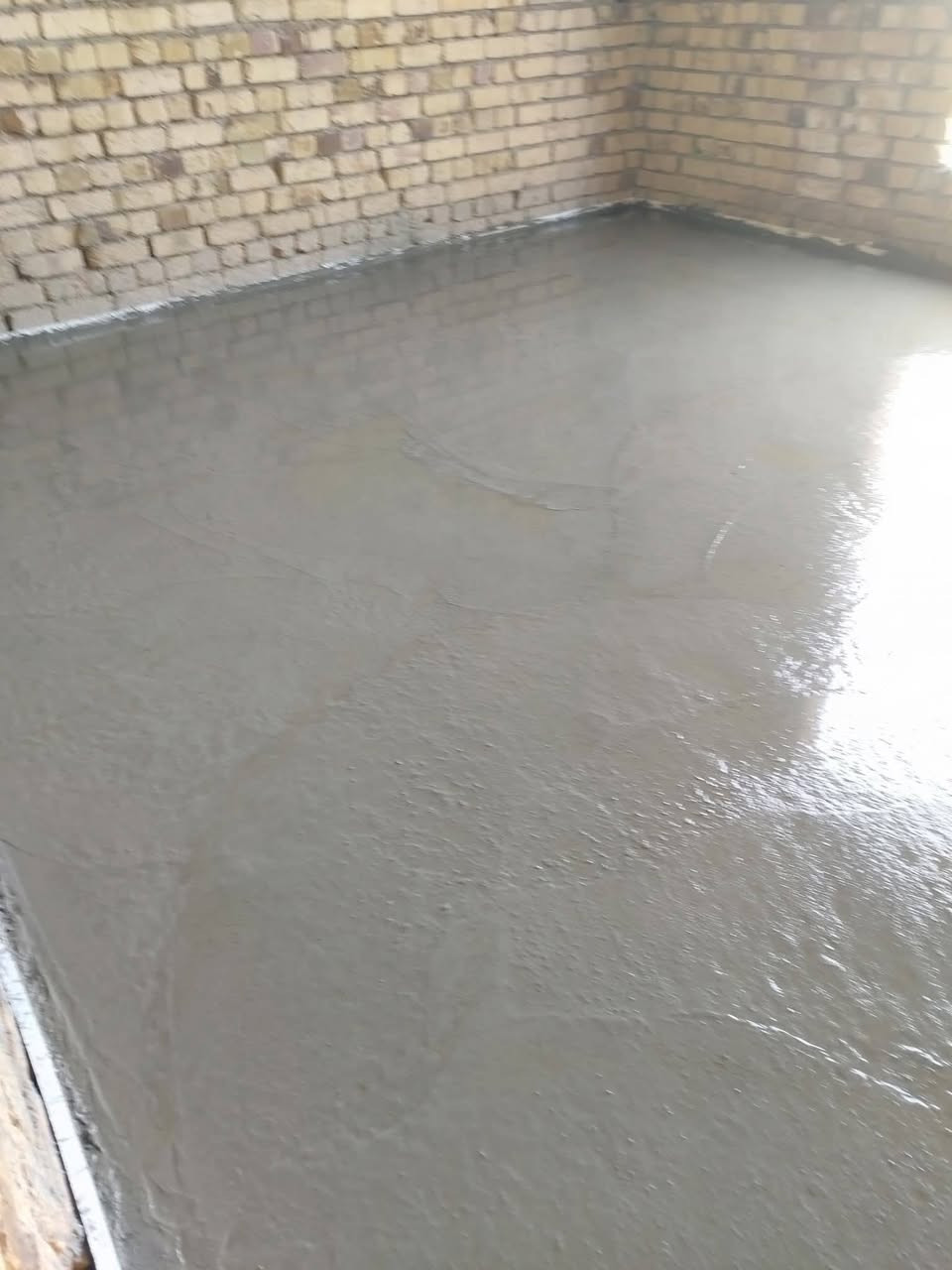 السلام عليكم اخوان اي شخص يحتاج خباطه صب ارضيه دنك بيتونه أساس اذب سبيس أحدل شغل درجه اولى  للاتصال *********** //***********
