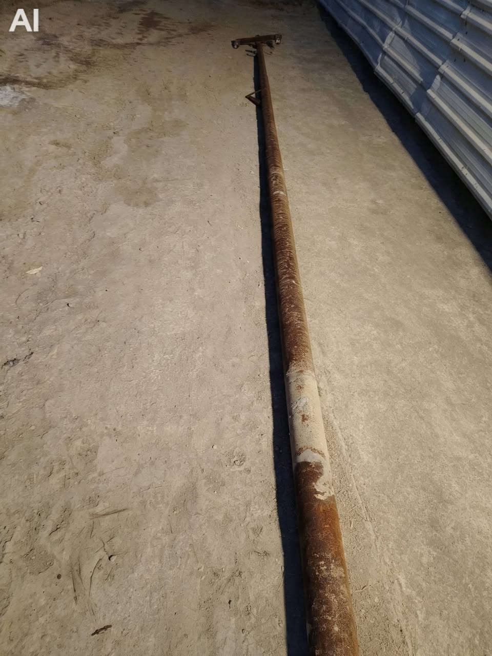 عمود كهرباء حديد ثقيل الطول ٨متر السعر ١٧٥وبي مجال العنوان بغداد الشعلة الرقم *********** يوجد فقط واتساب فقط واتساب
