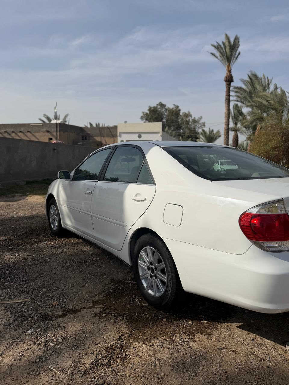 السلام عليكم كامري 2005
جاهزه من كلشي نظيفه حداديه كير مكينه بيه خيط بخار خفيف كلش السياره كلش جديده مكفوله من الضربه القويه وتبديل والفتح بيه قطعتين صبغ فقط سبب اشخوط بإسمي. 92 وبيه مجال  

   ***********
