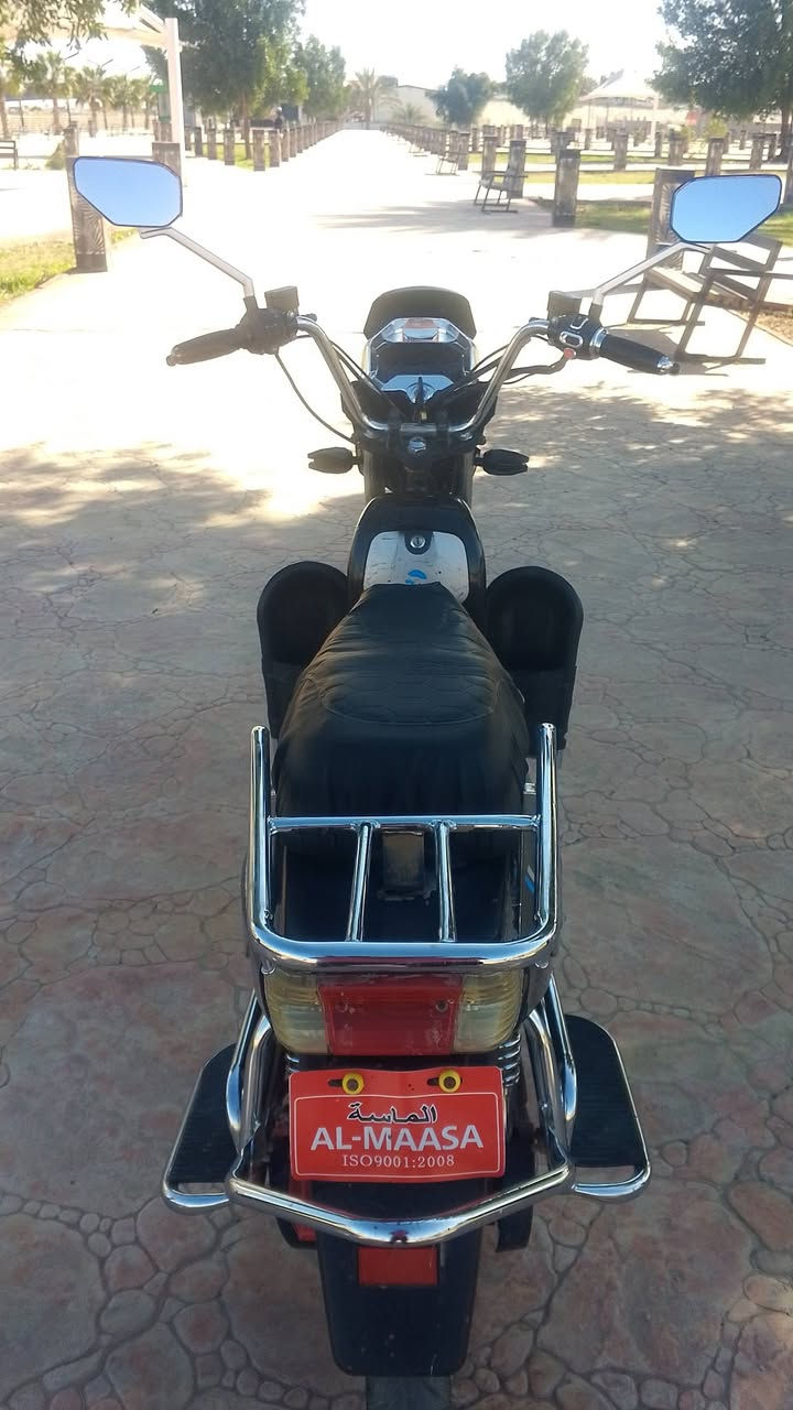 دراجه هارلي للبيع سعر 375وبيه مجال للشراي بطاريات يقرن 10 كلهن بس بيهن نفخه شويه كهربايات شقاله كله للستفسار ***********.  ***********
