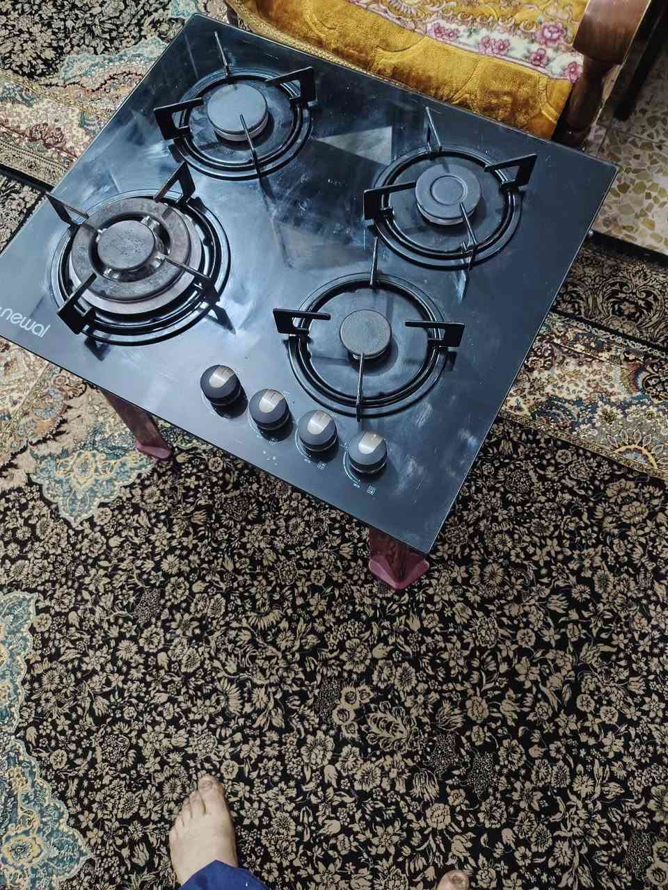 طباخ منضدي كلة شغال قاعدة زجاجية السعر ٤٥ وبي مجال بسيط كربلا ***********
