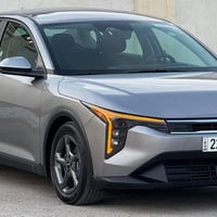 k4 2025 محرك 2000 دوش ماشيه 12 ميل فقط سياره كلين تايتل كلين بدون ضربه...