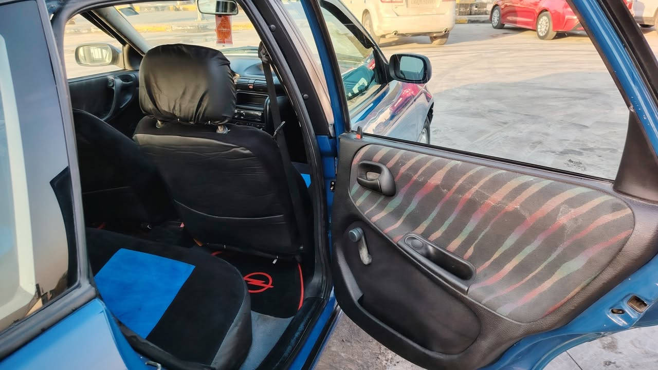 السلام عليكم للبيع استره موديل ٩٣ شرط الوكله والتحويل سنويه عضم رقم دولي السياره فول اتوماتيك كير ومحرك شرط كير توماتيك جامعات كهرب اي بي اس قفل مركزي تبريد شرط الدواير والدوسات مامصلحه سياره جديده السعر 53 للاستفسار الأتصال على الأرقام التاليه
***********
***********
