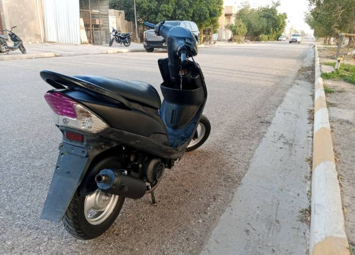 السلام عليكم ماكس عدله للبيع  دراجه خير من الله شلعه ومعدل المكان كوت داموك *********** خاص مفتوح
